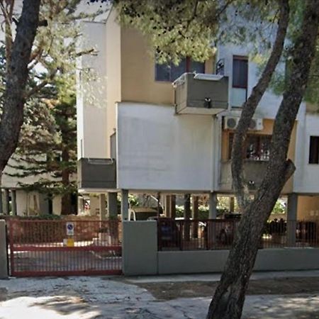 Max B&B Fiera Bari Exterior foto