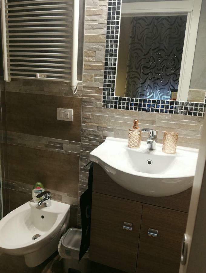 Max B&B Fiera Bari Exterior foto